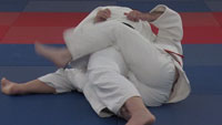 kesa gatame escape Step 1