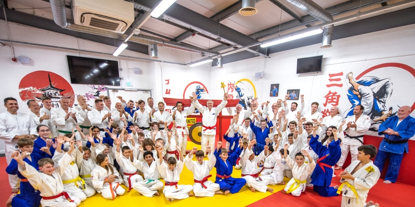 Neil Adams opens United Judo Club